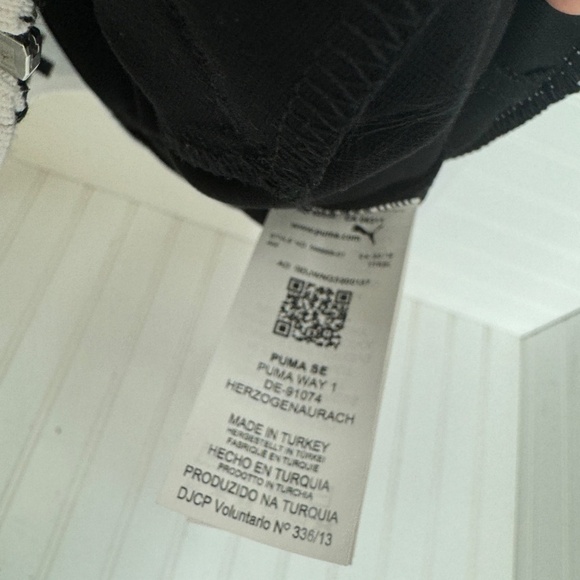 NEW PUMA x Jahnkoy XTG Track Jacket Medium - Picture 7 of 9